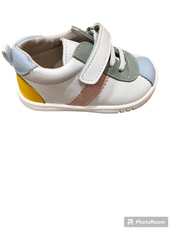 Zapatilla piel gamo