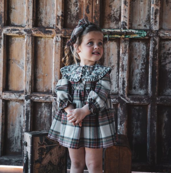 Producto de moda infantil – Referencia 476418-12m