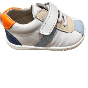 Zapatilla piel gamo